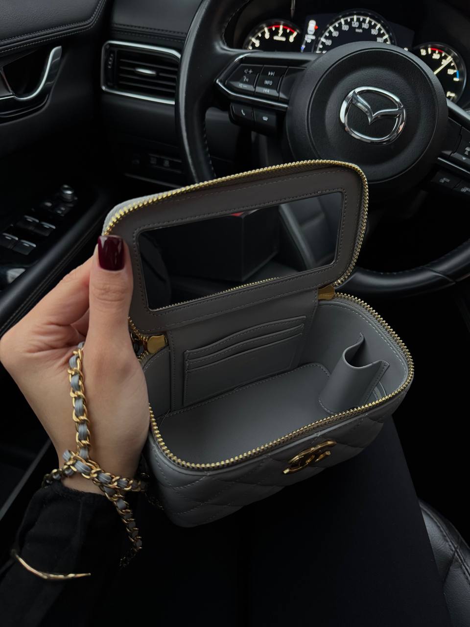 Chanel Classic Cream Lambskin Pearl Crush Vanity Bag Blue - 11