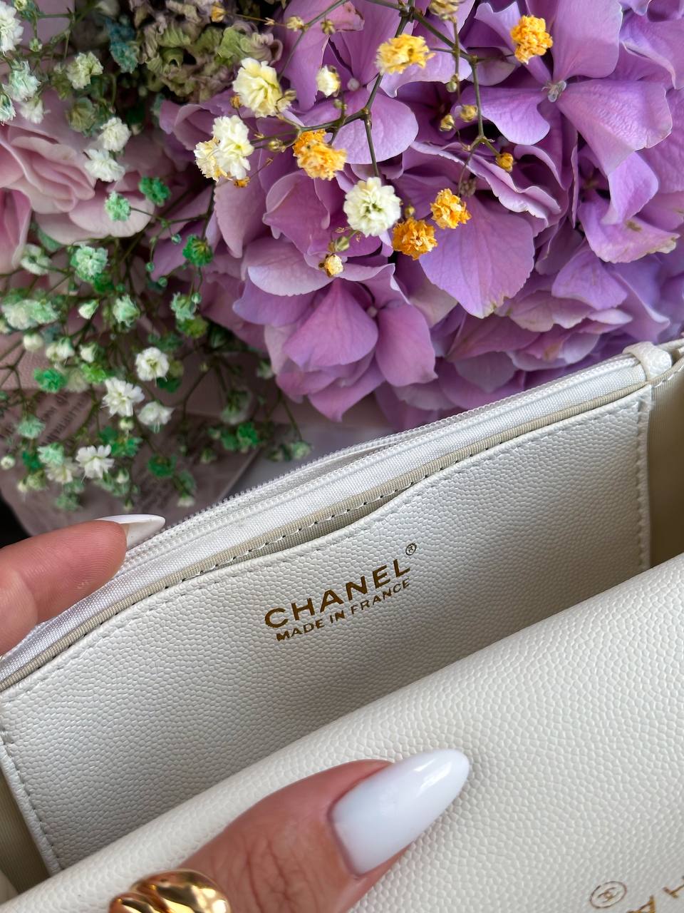 Chanel Classic Flap Mini White Caviar - 4