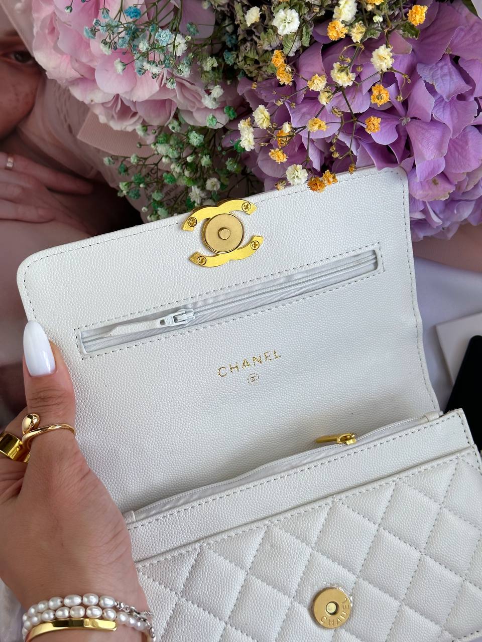 Chanel Classic Flap Mini White Caviar - 7