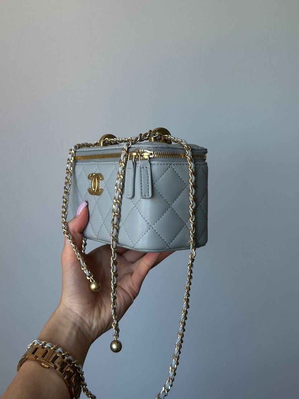 Chanel Classic Grey Lambskin Pearl Crush Vanity Bag Gold - 4