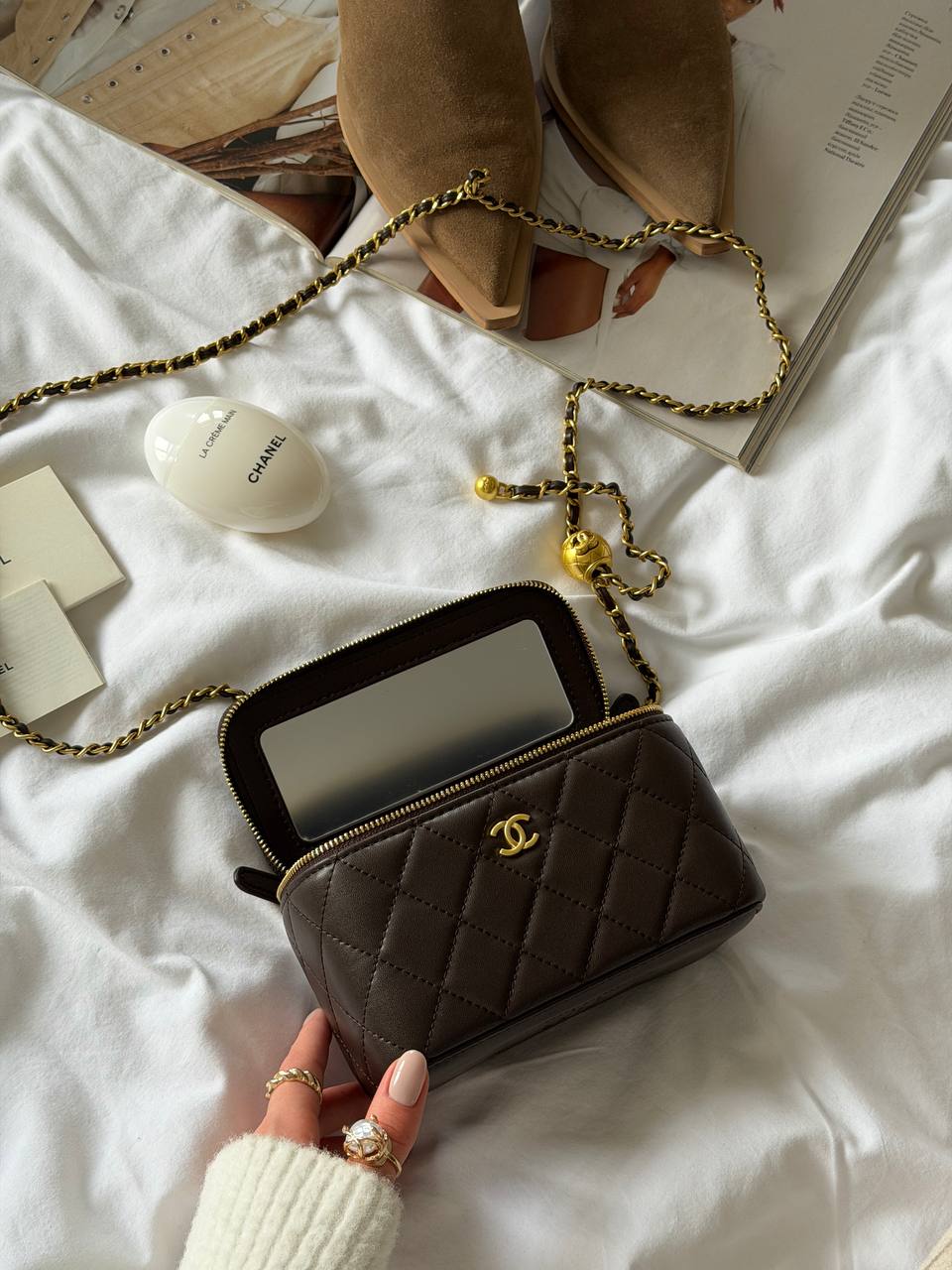 Chanel Classic Lambskin Pearl Crush Vanity Bag Brown/Gold - 11