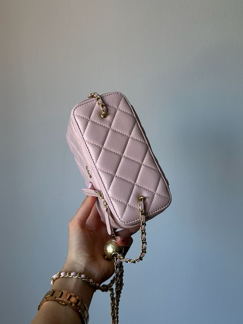 Chanel Classic Powder Lambskin Pearl Crush Vanity Bag Gold - 7