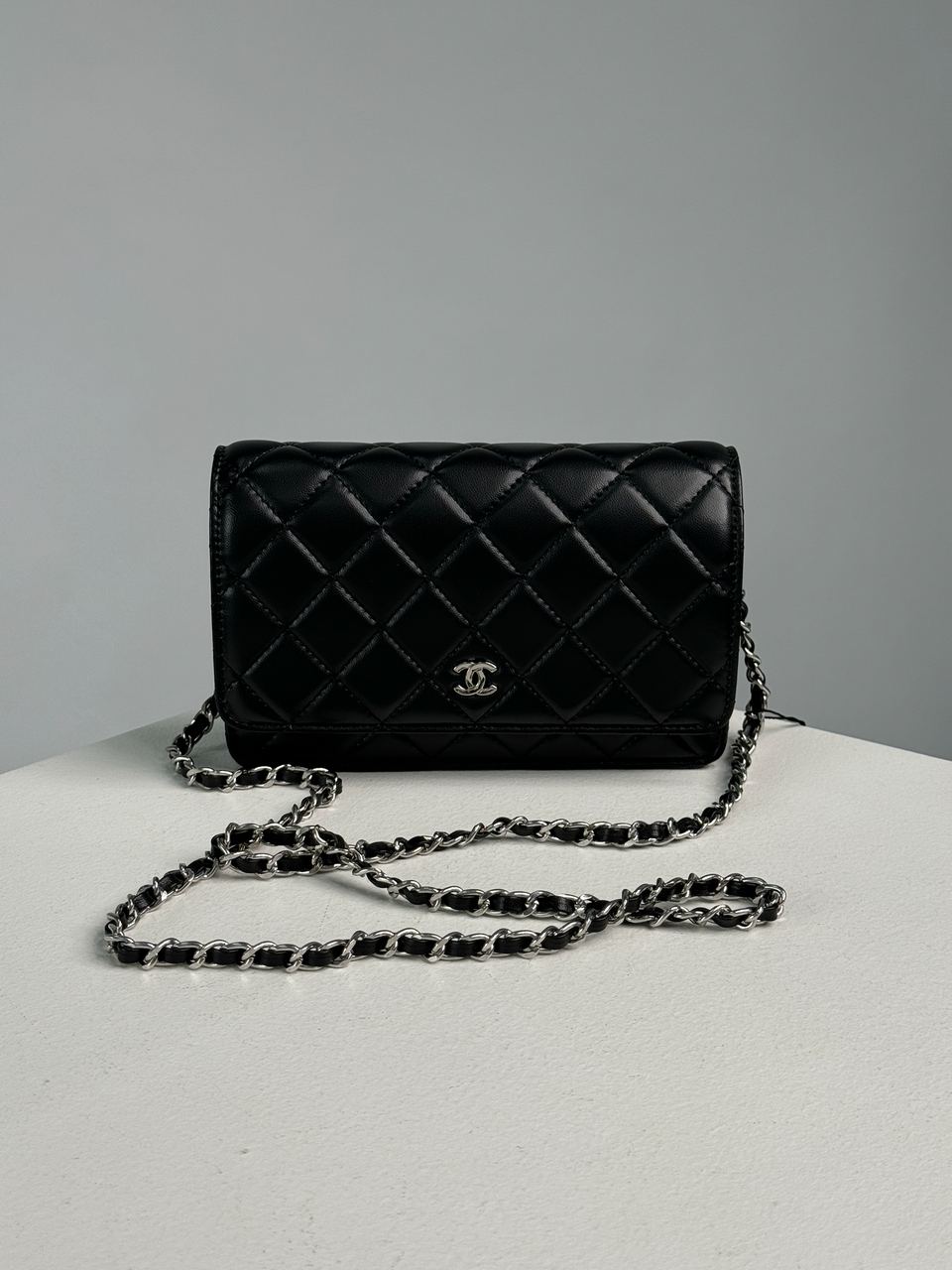 Chanel Classic Wallet on Chain Black/Silver - 4