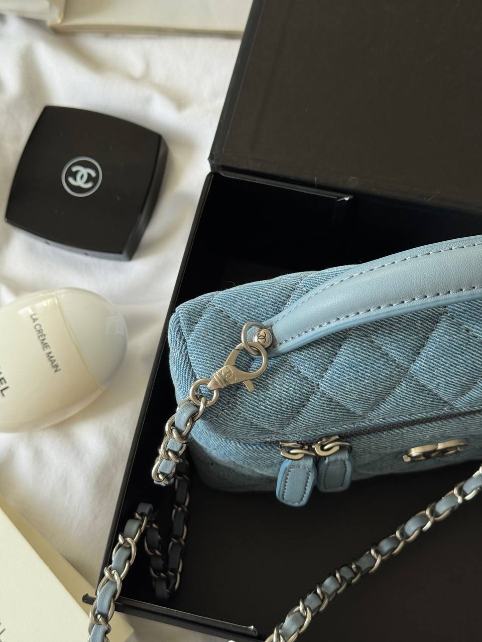 Chanel Denim Quilted Top Handle Slim Vanity Case With Chain Blue - 8