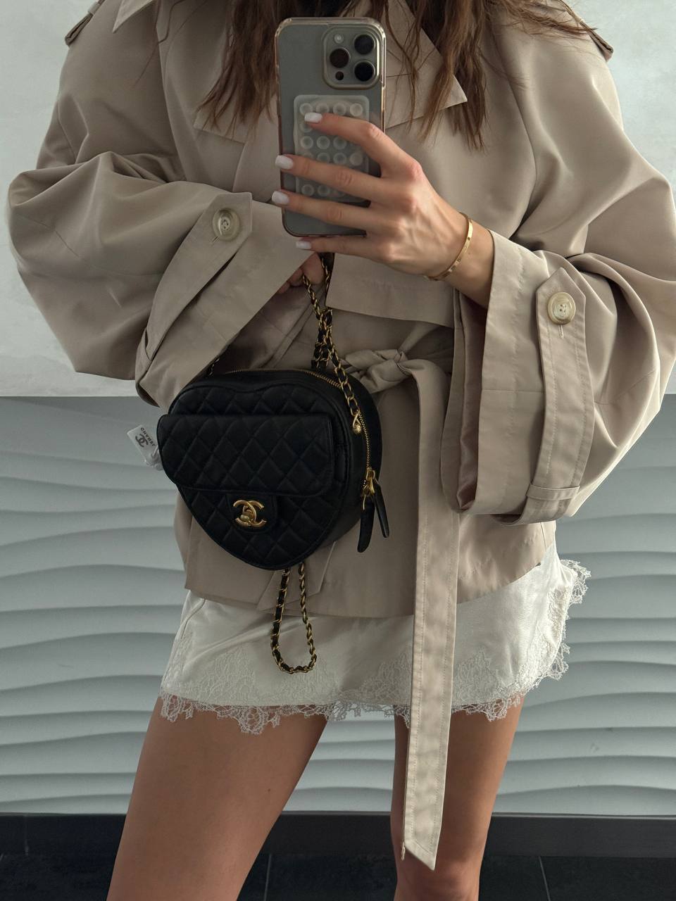 Chanel Heart Chain Clutch Bag Black - 3