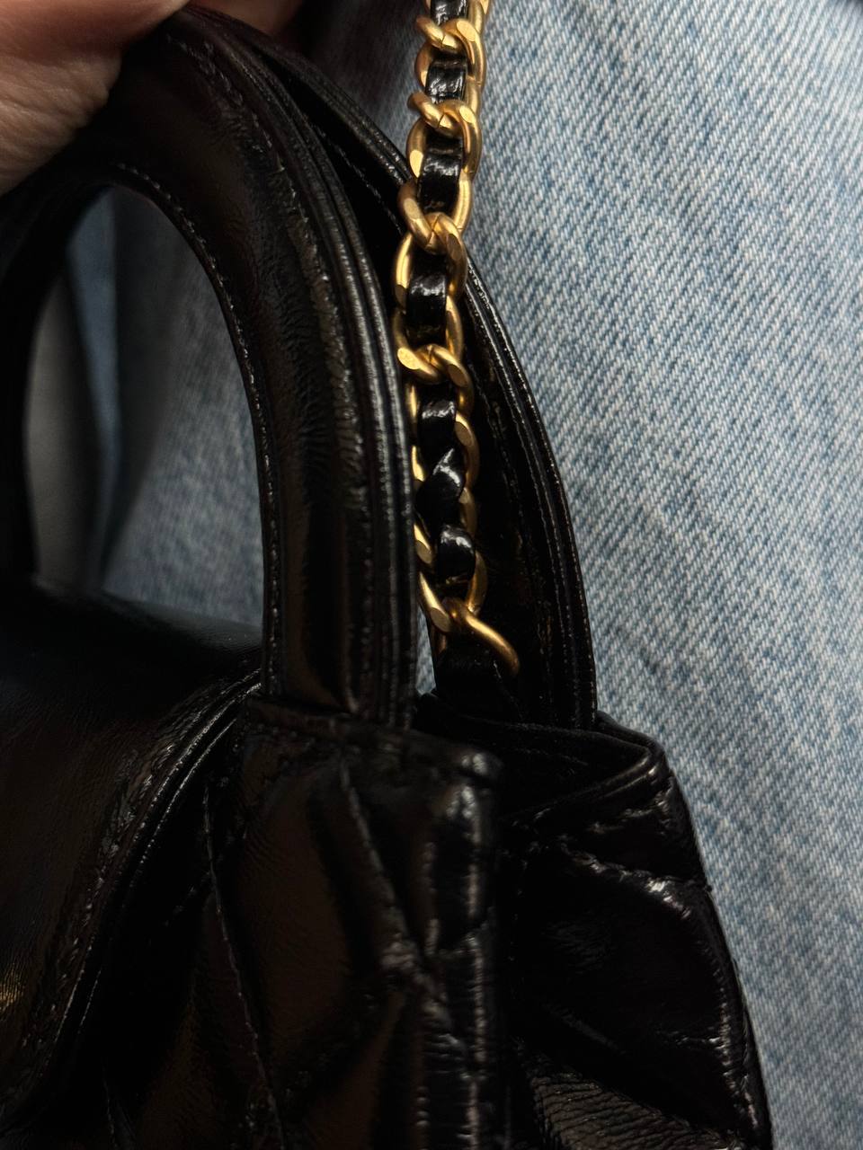 Chanel Kelly Bag Shiny Aged Calfskin Black &amp; Gold Hardware - 5