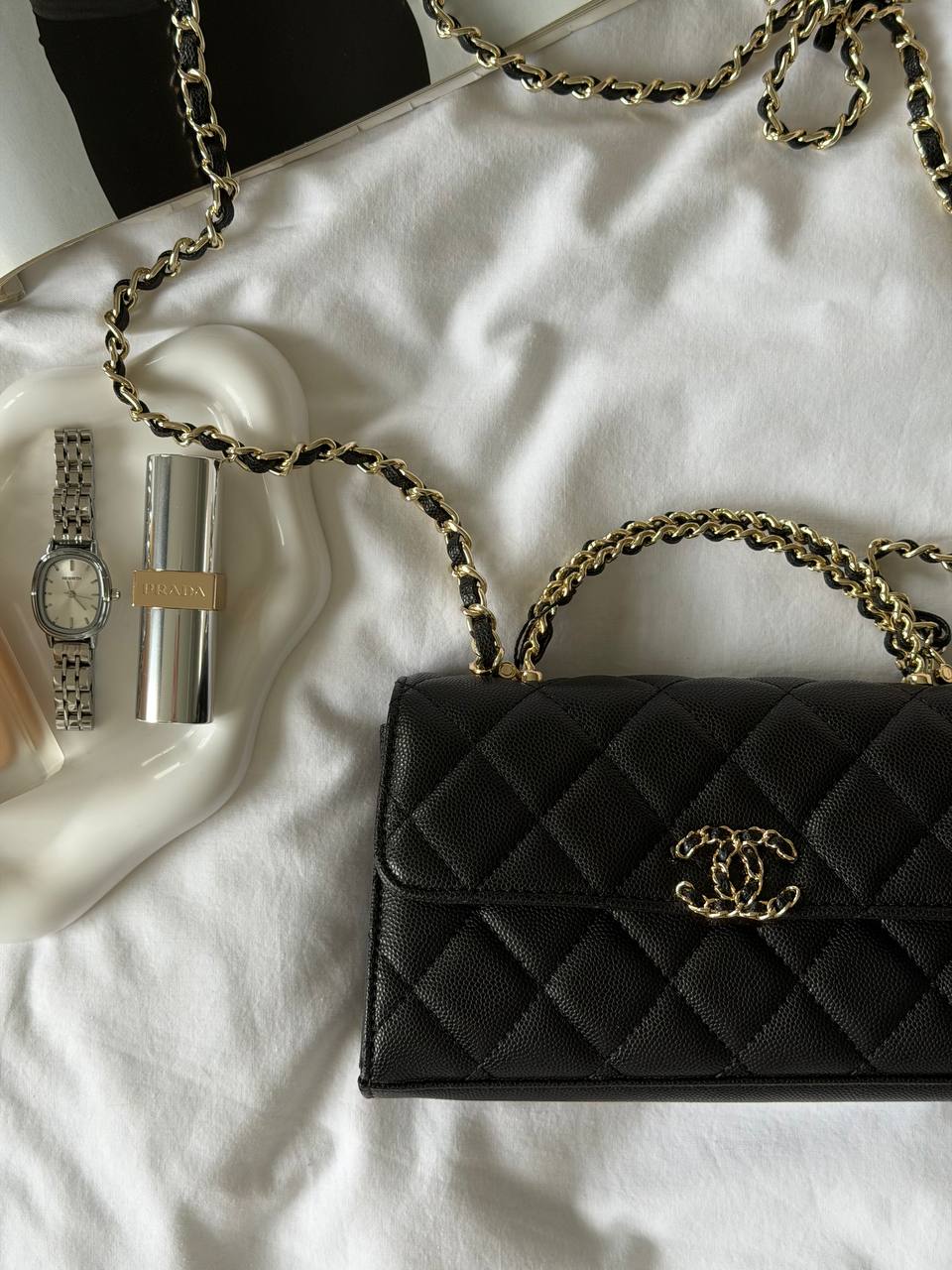 Chanel long flap wallet in black grained shiny - 5