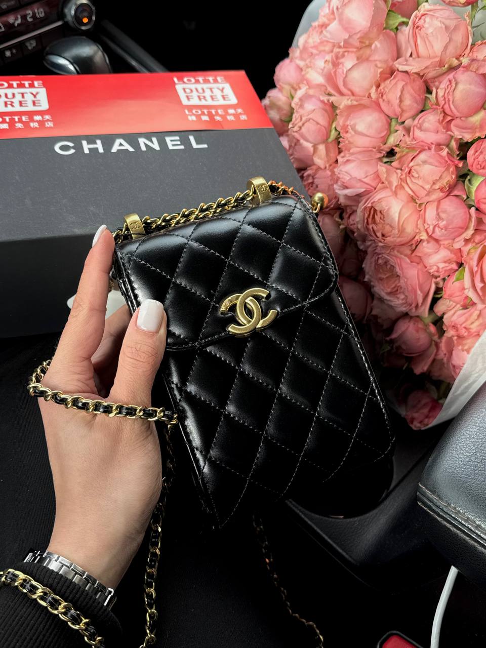 Chanel Pearl Crush Phone Case With Chain Lambskin Black - 5