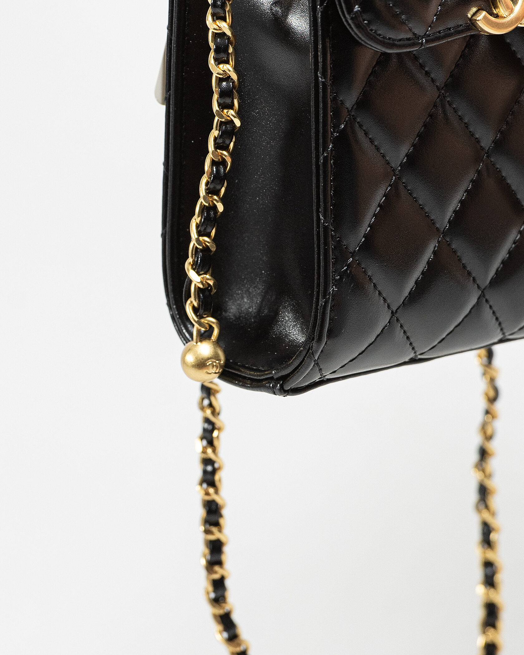 Chanel Pearl Crush Phone Case With Chain Lambskin Black - 11