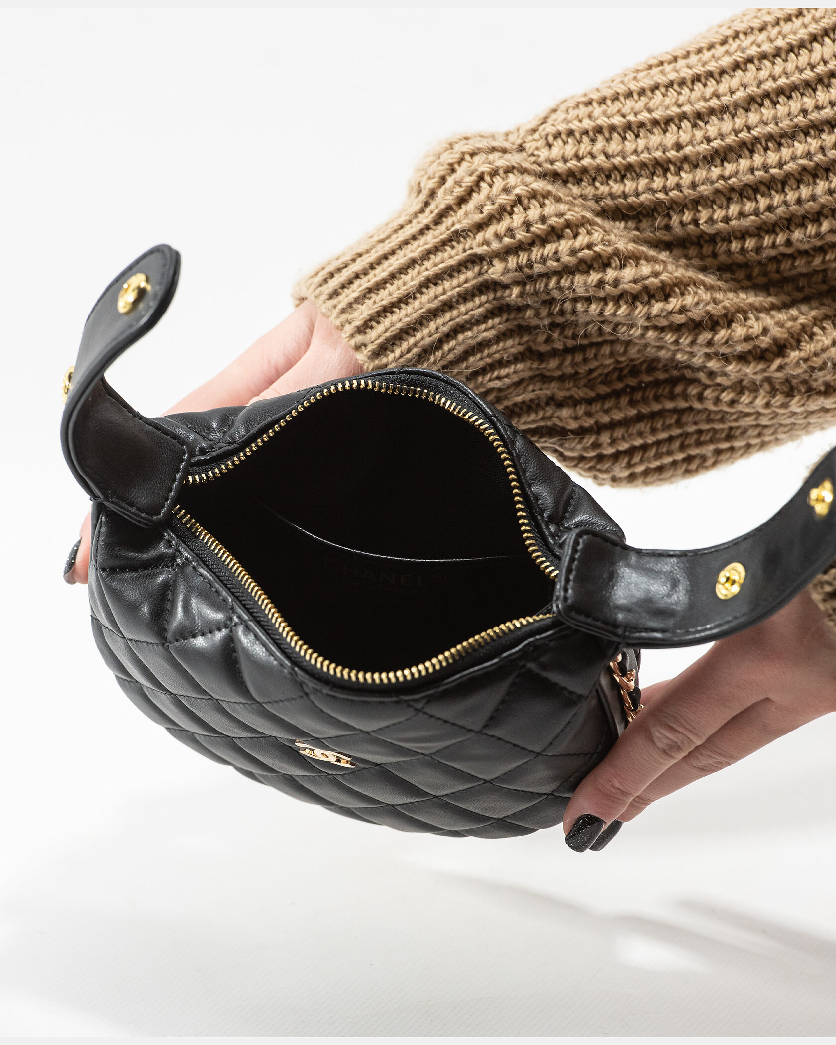 Chanel Small Hobo Bag Shiny Lambskin &amp; Gold-Tone Metal Black - 11