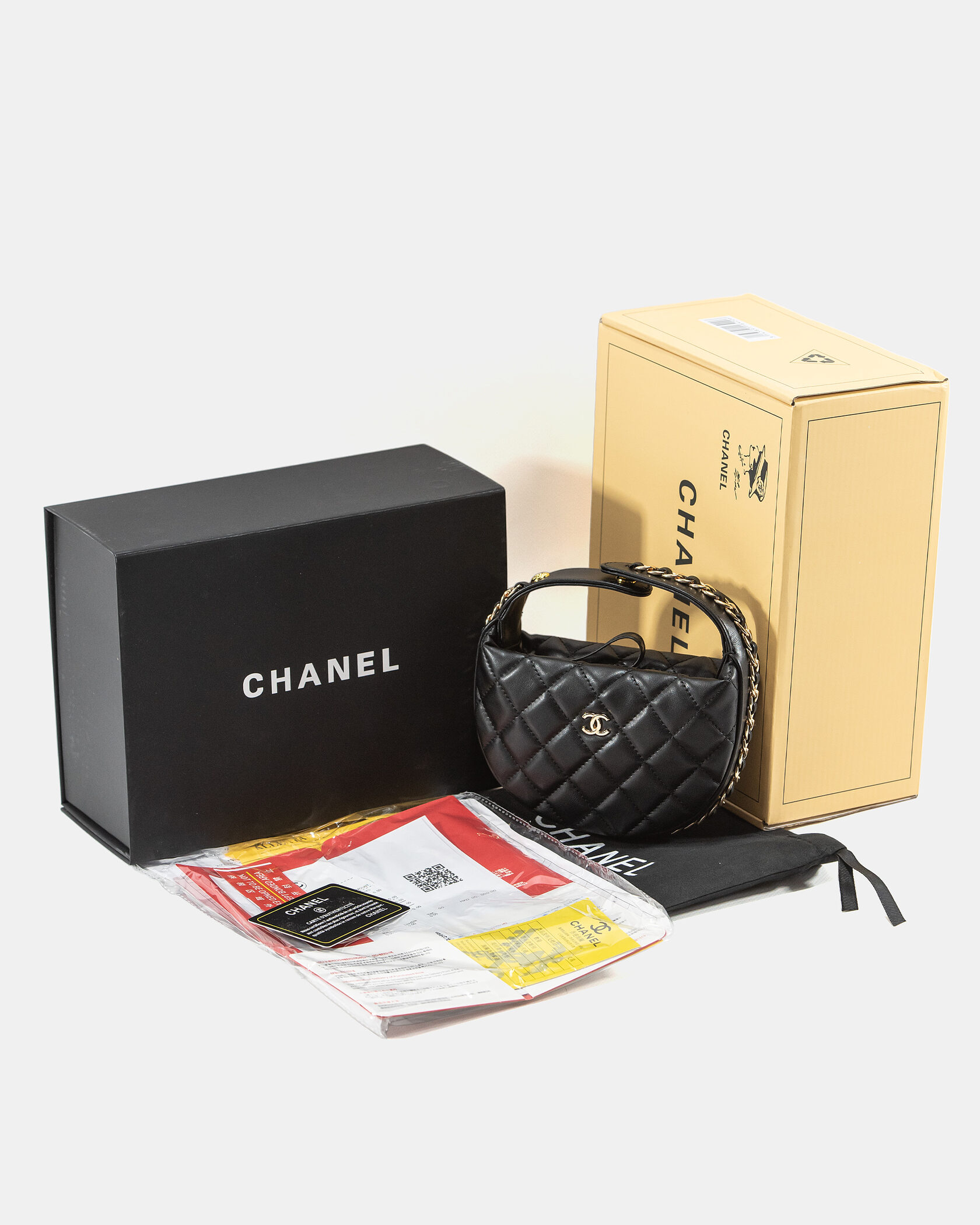 Chanel Small Hobo Bag Shiny Lambskin &amp; Gold-Tone Metal Black - 2