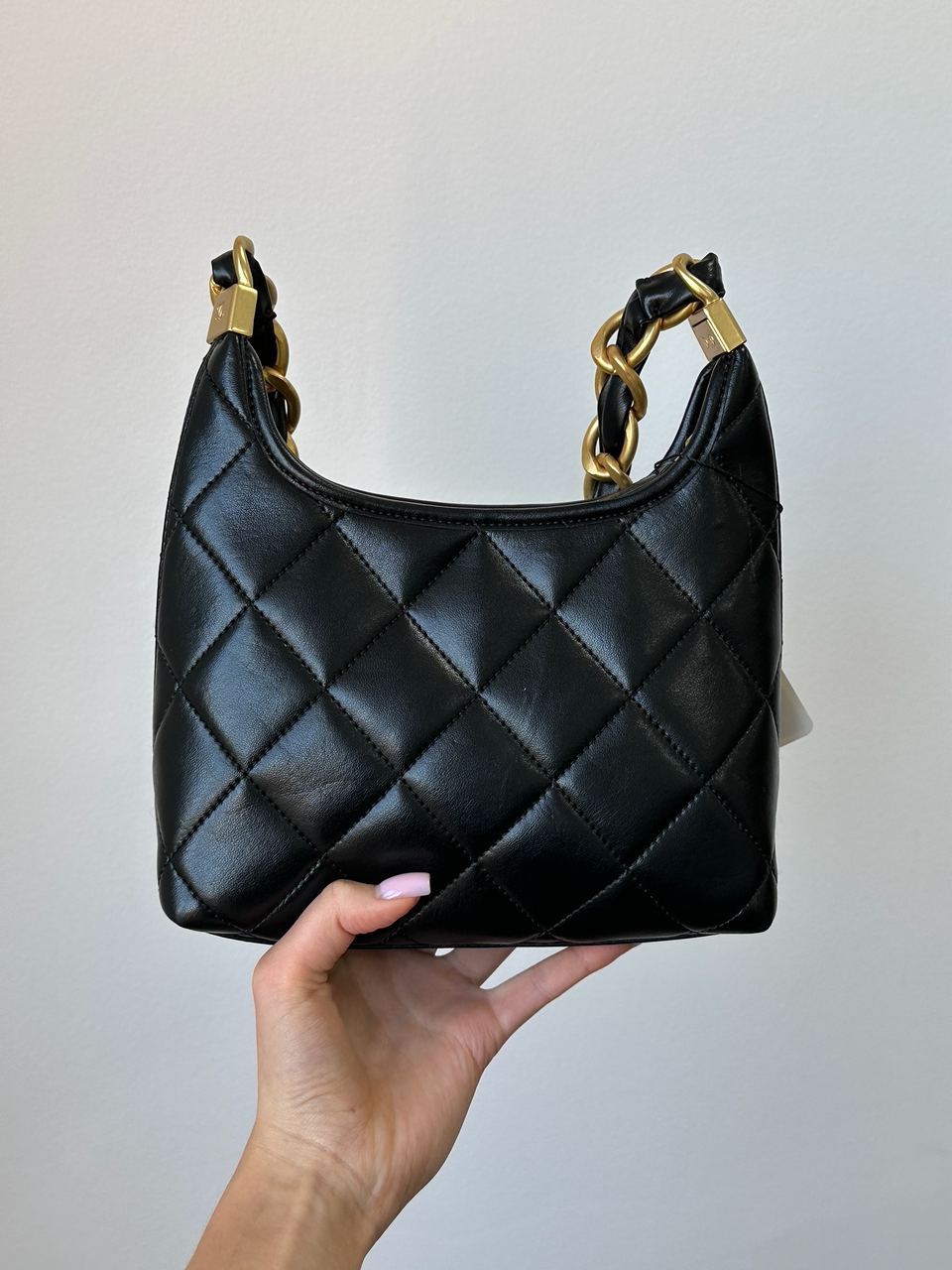 Chanel Small Hobo Bag Shiny Lambskin &amp; Gold-Tone Metal, Black - 4