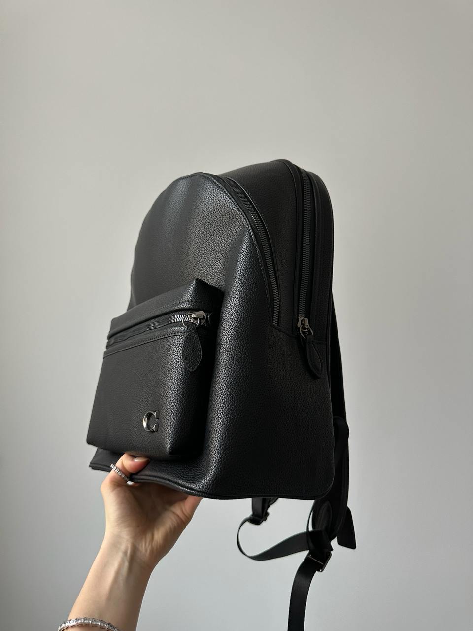 Charter Backpack in Pebble Leather Black - 9