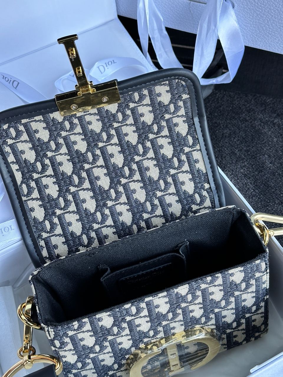 Christian Dior 30 Montaigne Bag Blue/Beige - 8