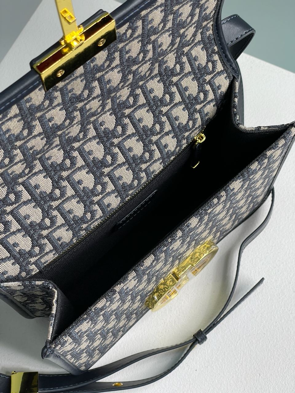 Christian Dior 30 Montaigne Chain Bag Blue Dior Oblique Jacquard - 19