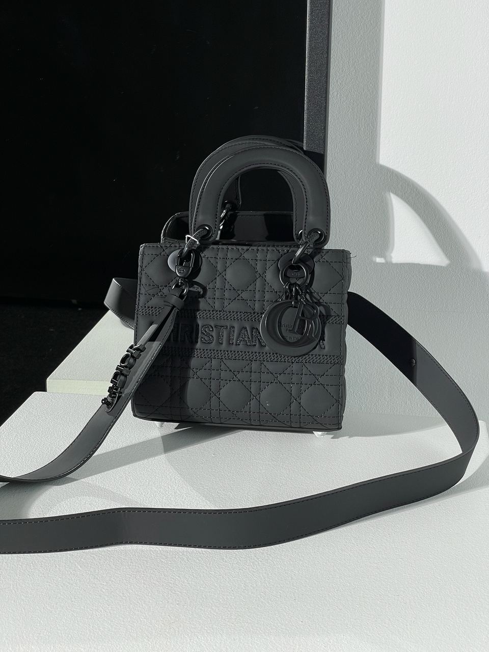 Christian Dior Latte Ultramatte Cannage Calfskin Mini Lady Dior Black - 7