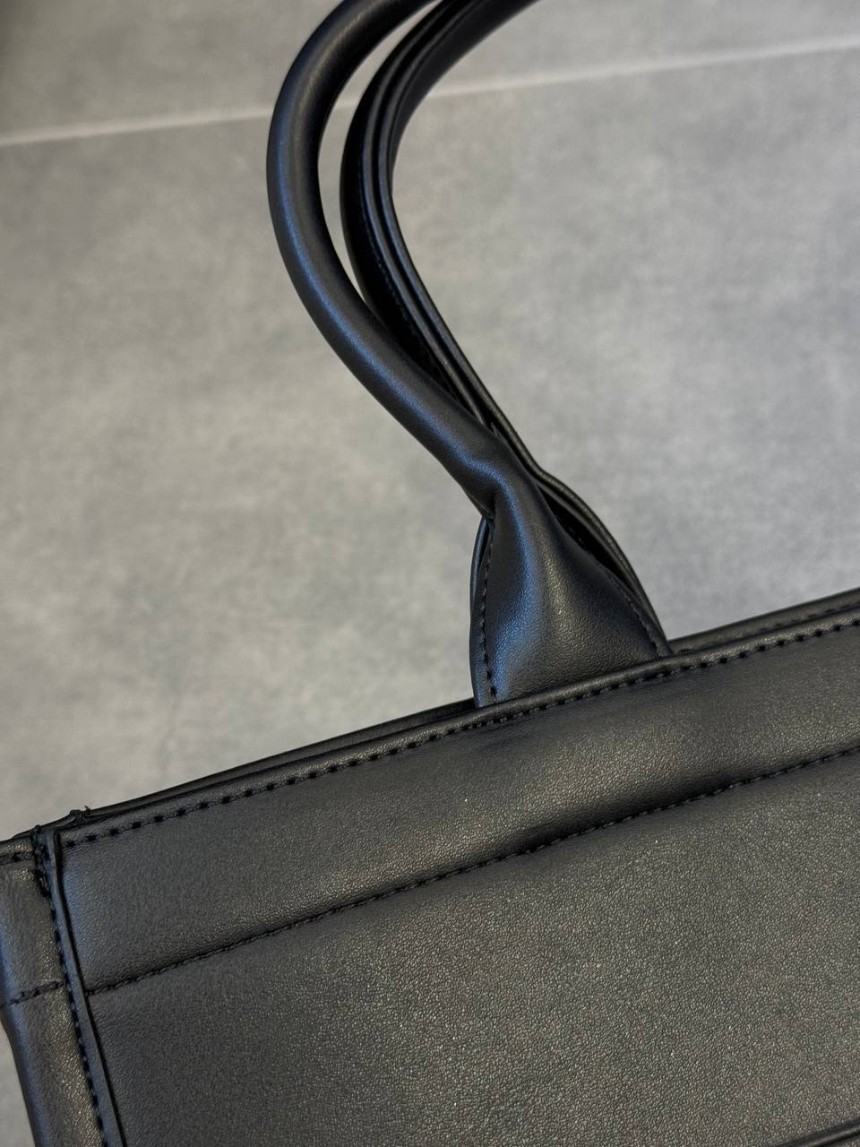 Christian Dior Medium Book Tote Black Calfskin - 4