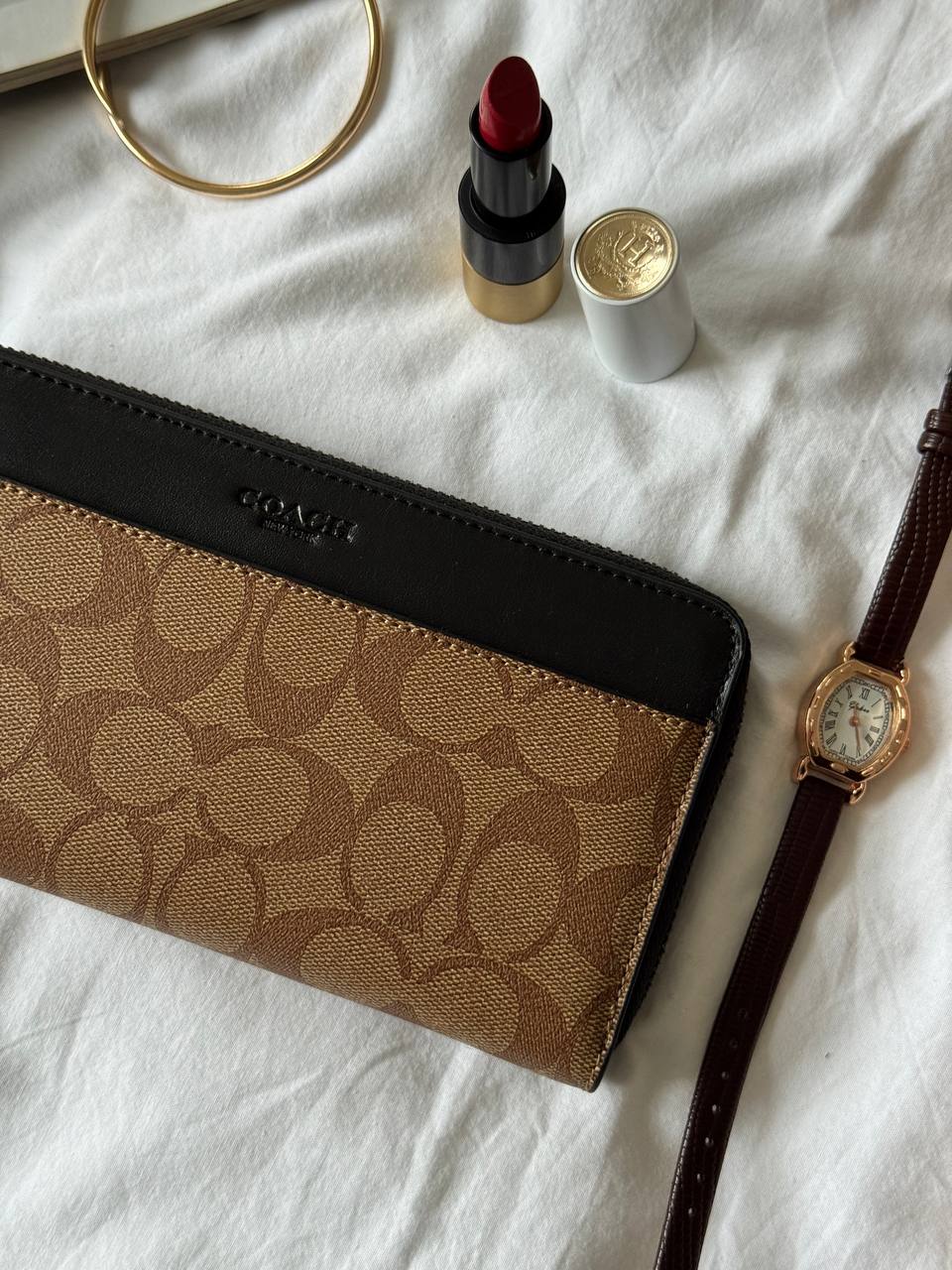 Coach Accordion Wallet In Signature Beige - 5