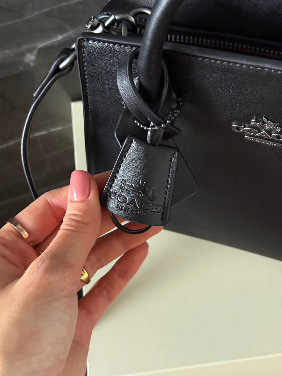 Coach Andrea Carryall Total Black - 7