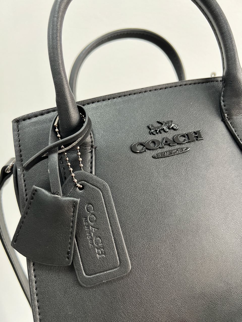 Coach Andrea Carryall Total Black - 3