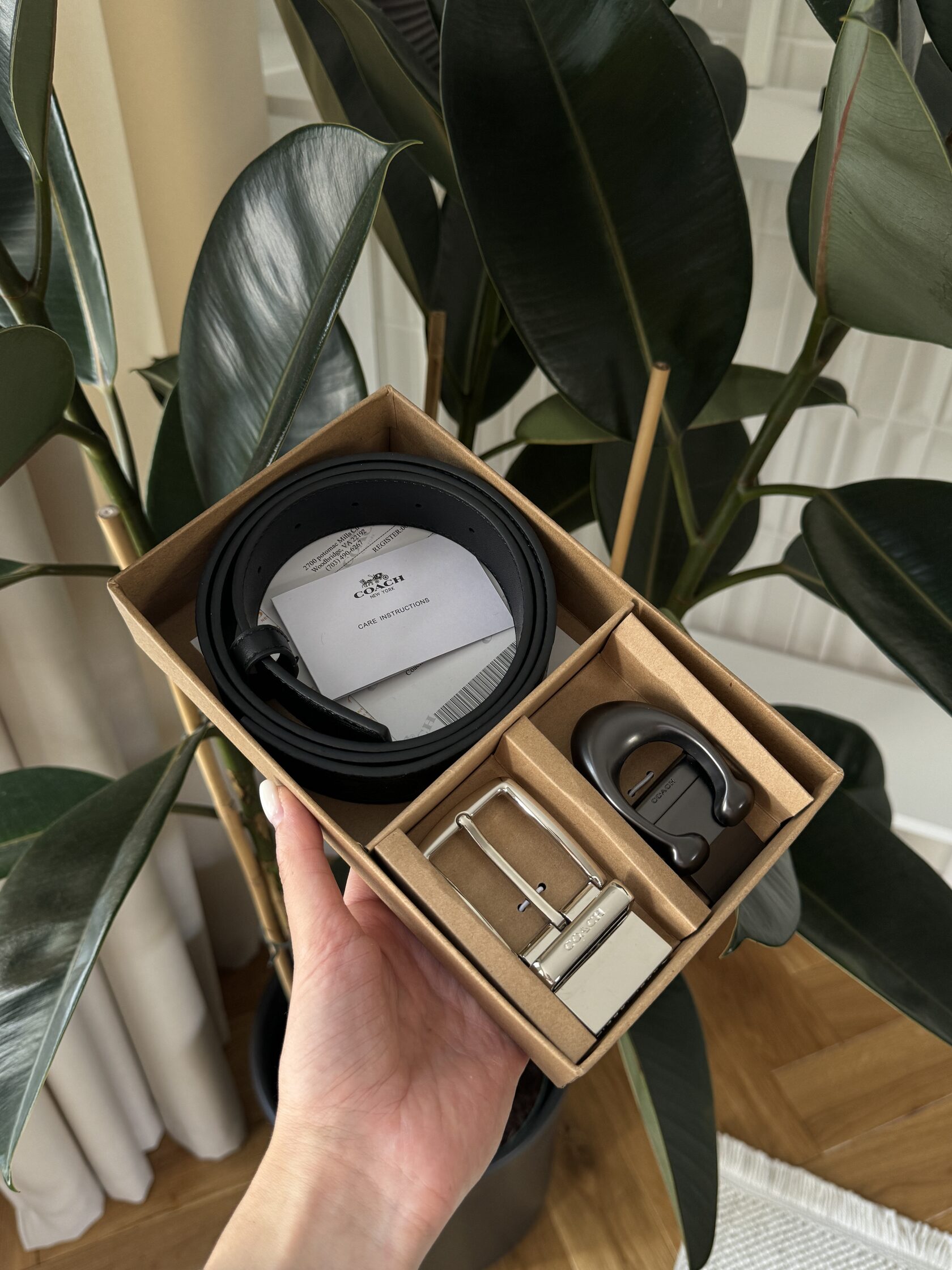 Coach Belt Kit Black Leather/Silver Fittings - 11