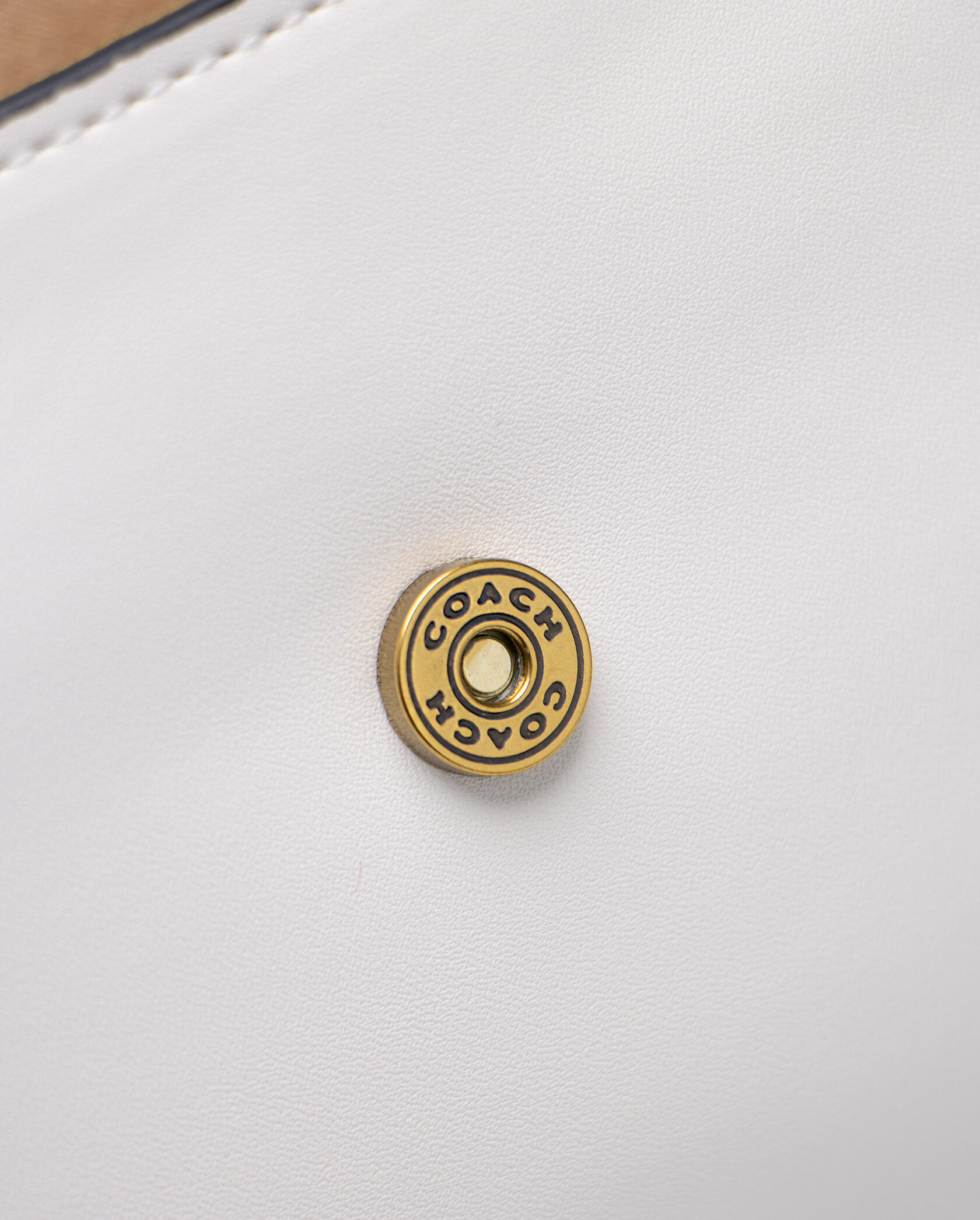 Coach Brook Flap Chain White\Gold - 15