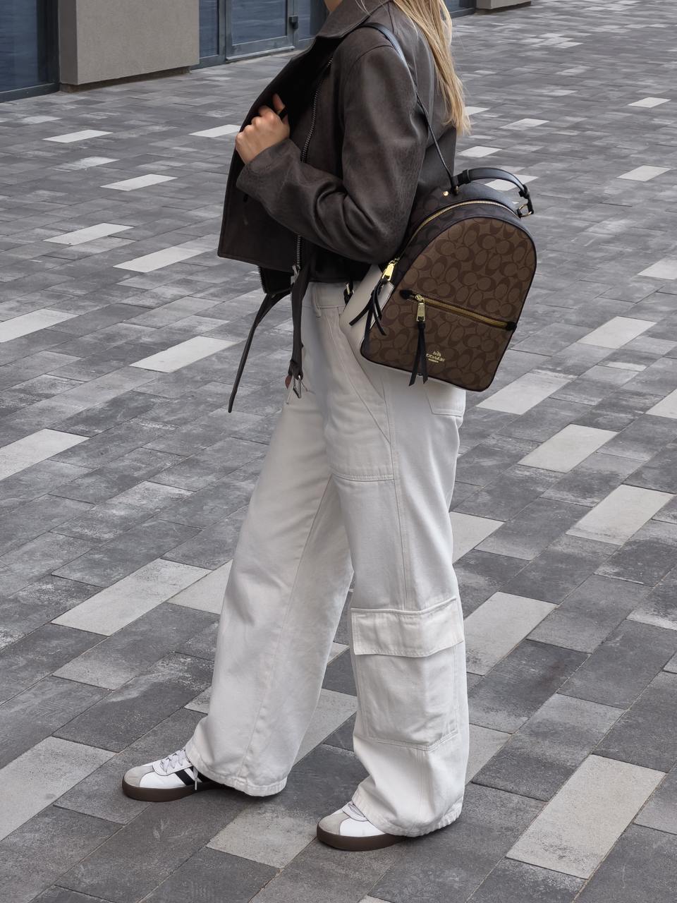 Coach Court Backpack in Signature Canvas - 11