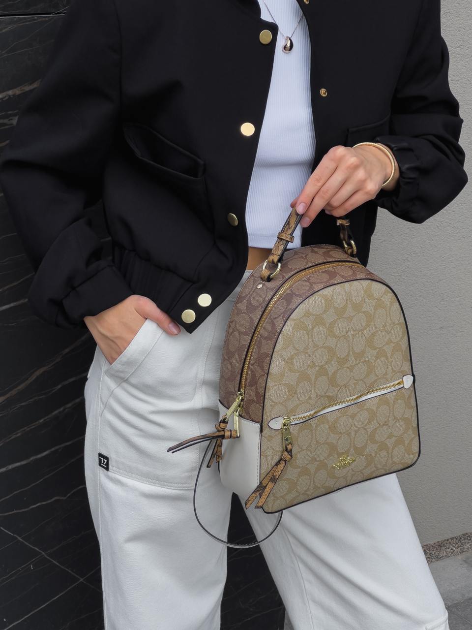 Coach Court Backpack in Signature Canvas - 9