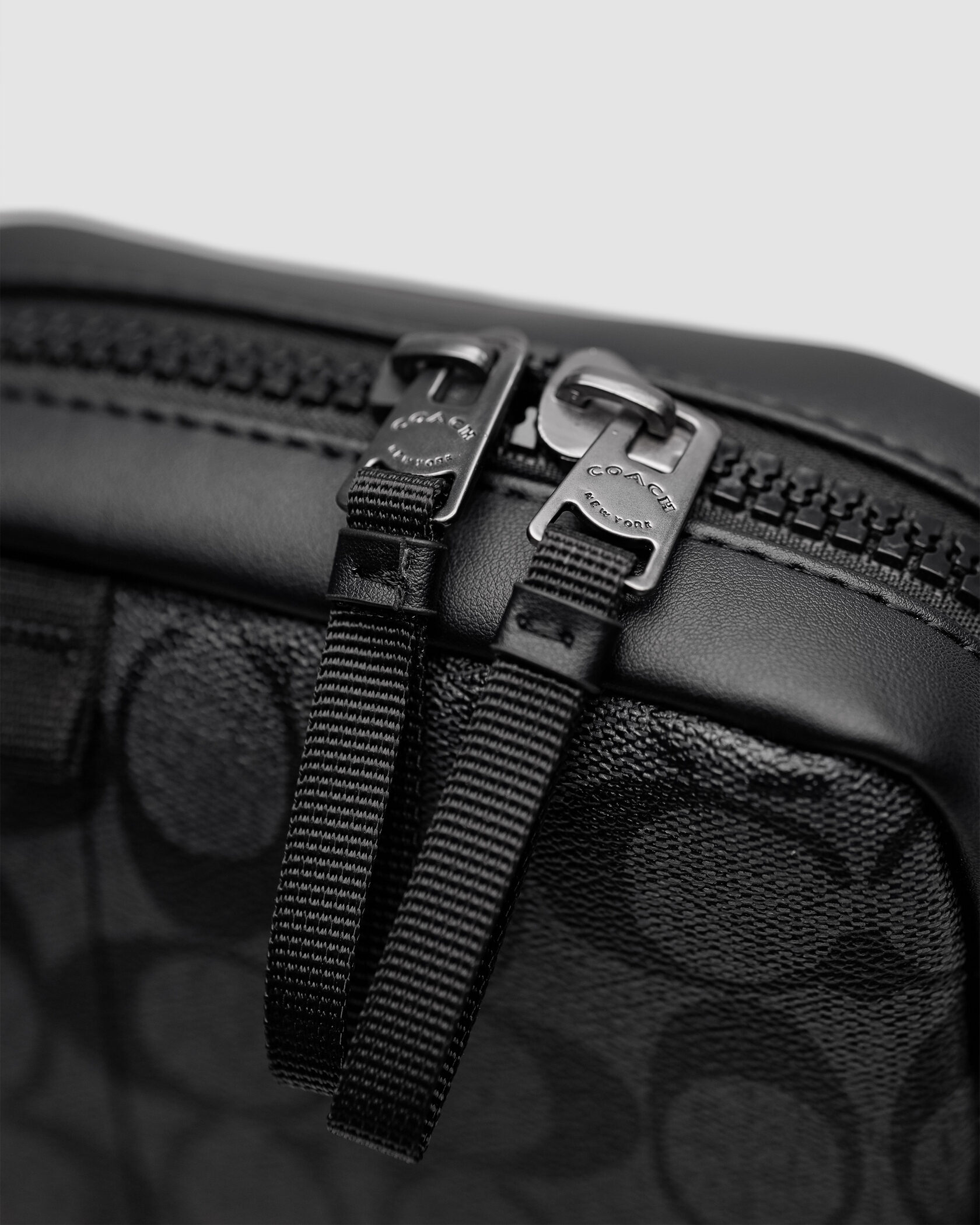 Coach Crossbody in Signature Canvas Grey - 9