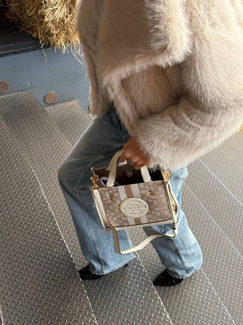 Coach Dempsey Tote 22 In Signature Jacquard With Stripe And Coach Badge - 8