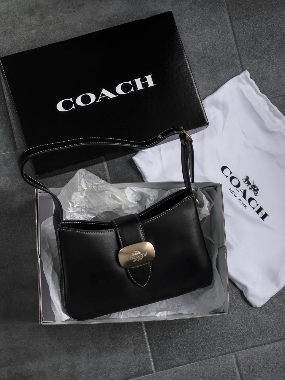 Coach Eliza Shoulder Bag In Black - 13