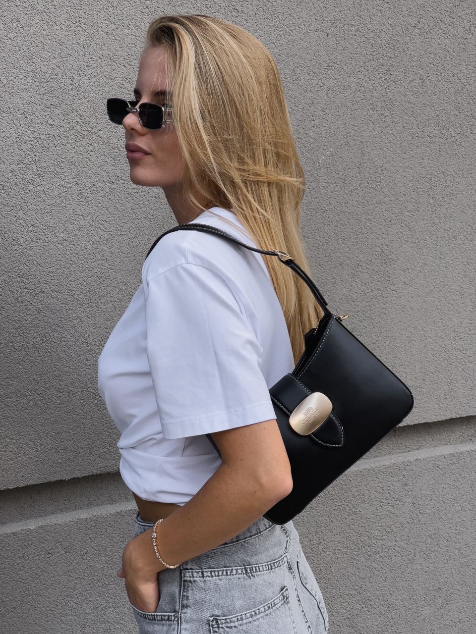 Coach Eliza Shoulder Bag In Black - 5