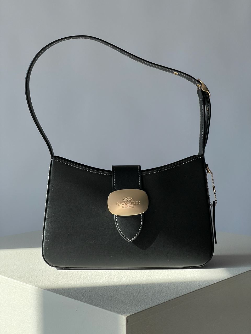 Coach Eliza Shoulder Bag In Black - 9
