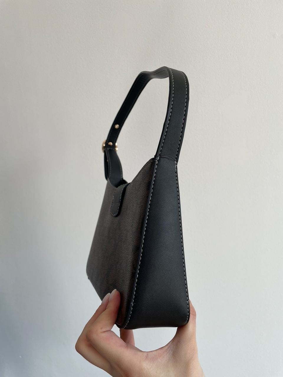 Coach Eliza Shoulder Bag In Signature Canvas - 20