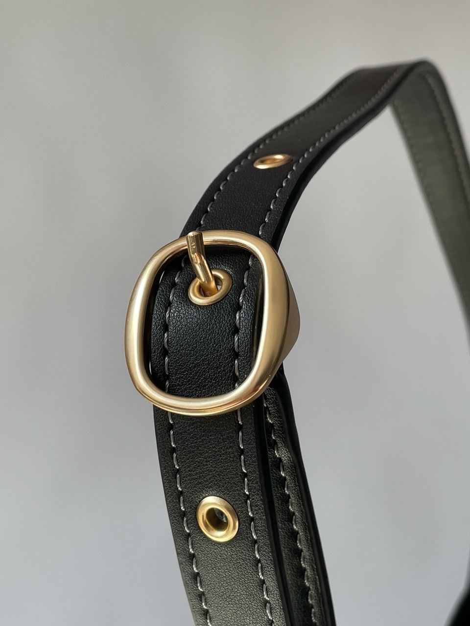 Coach Eliza Shoulder Bag In Signature Canvas - 27