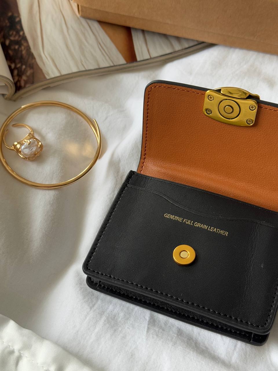 Coach Essential Flap Card Case - 9