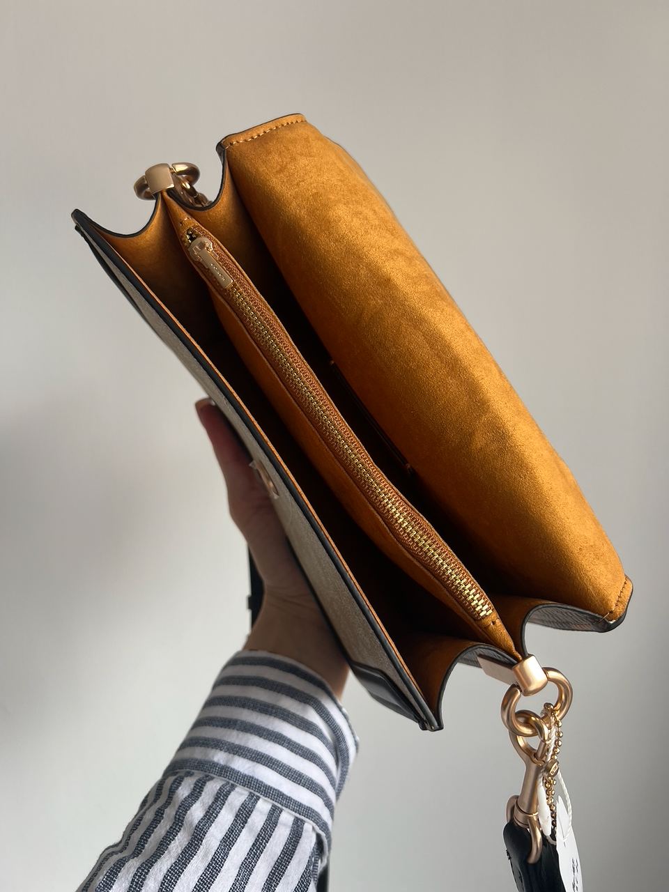 Coach Georgie Shoulder Bag In Blocked Signature Canvas - 9