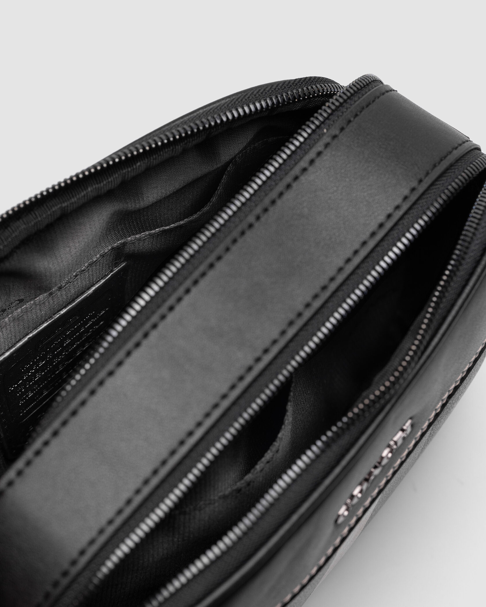 Coach Graham Crossbody Bag In Blocked Signature Canvas With Var - 11