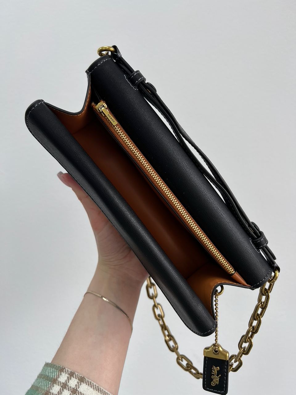 Coach Idol Bag Black - 10