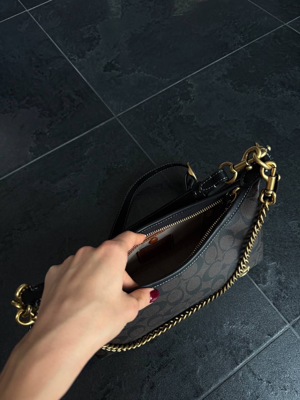 Coach Juliet Shoulder Bag Signature Canvas Brown - 10