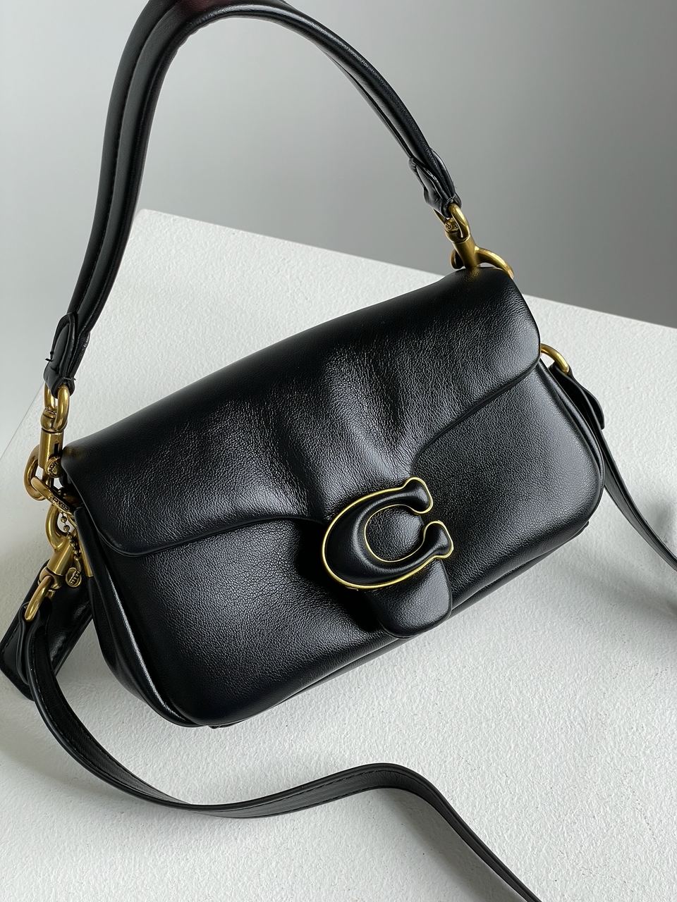 Coach Leather Covered C Closure Puffy Tabby Shoulder Bag Black - 6