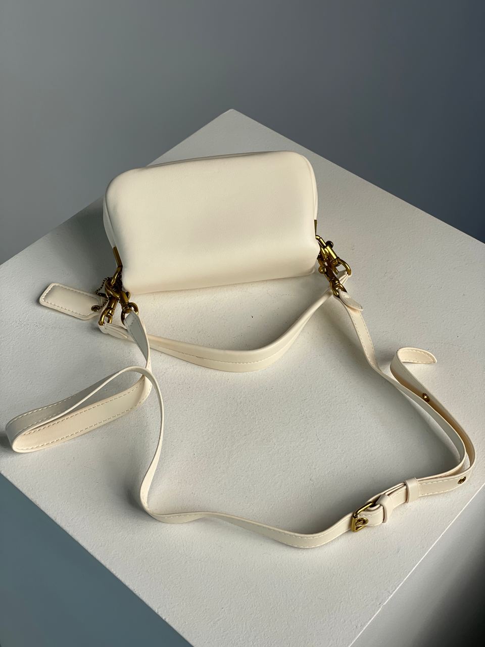 Coach Leather Covered C Closure Puffy Tabby Shoulder Bag Cream - 13