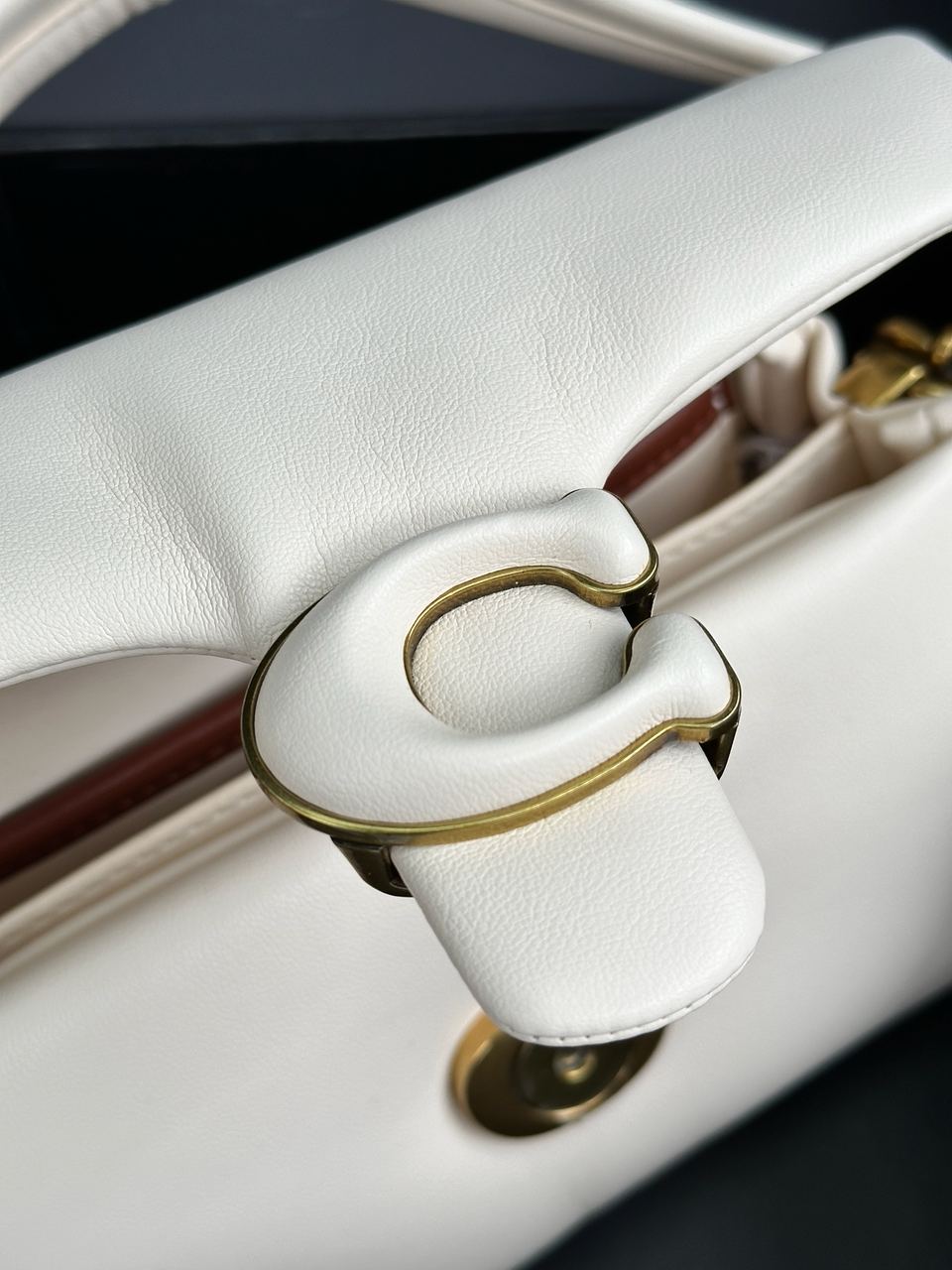 Coach Leather Covered C Closure Puffy Tabby Shoulder Bag Cream - 15