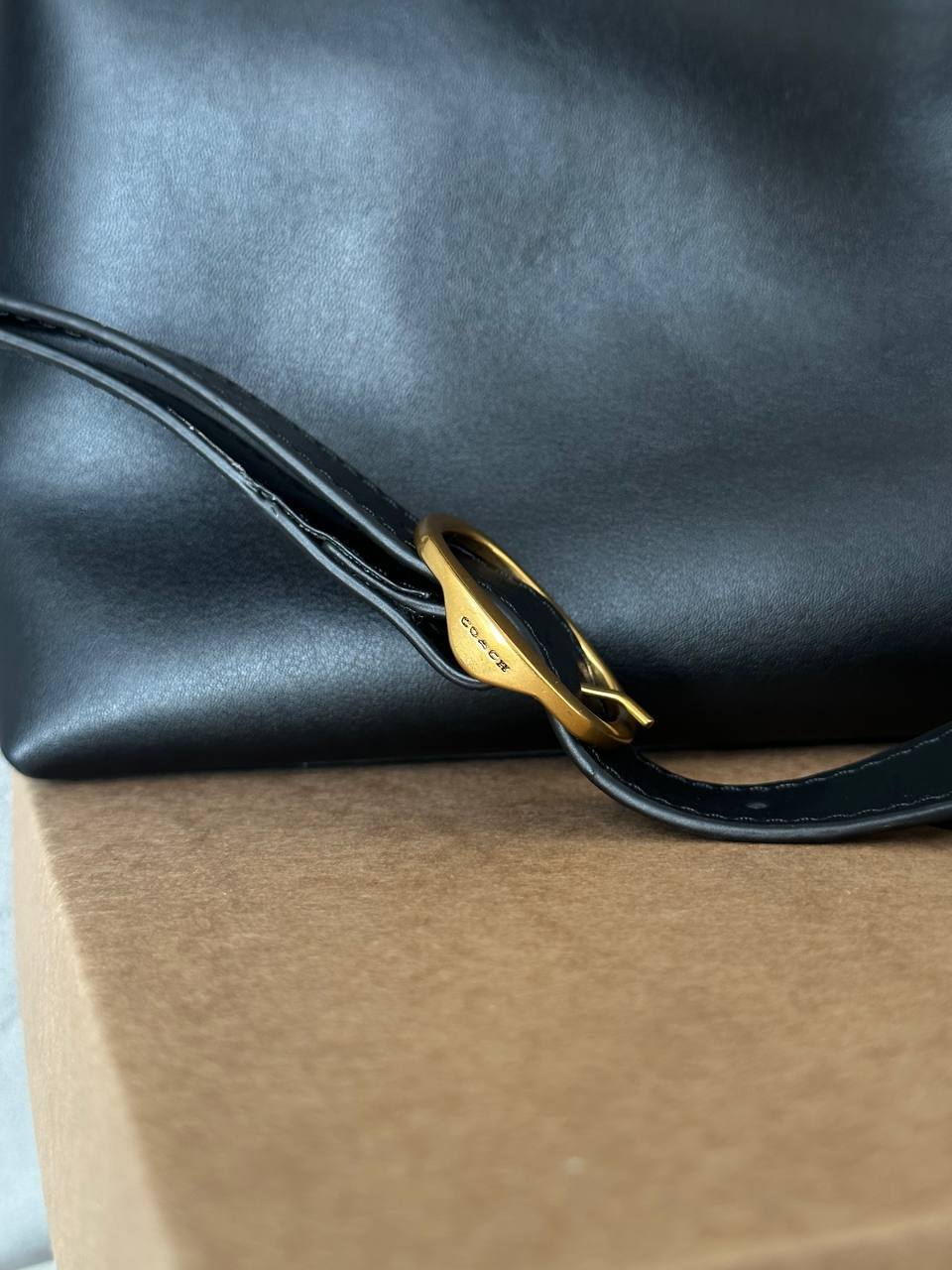 Coach May Shoulder Bag In Leather Black/Gold - 8