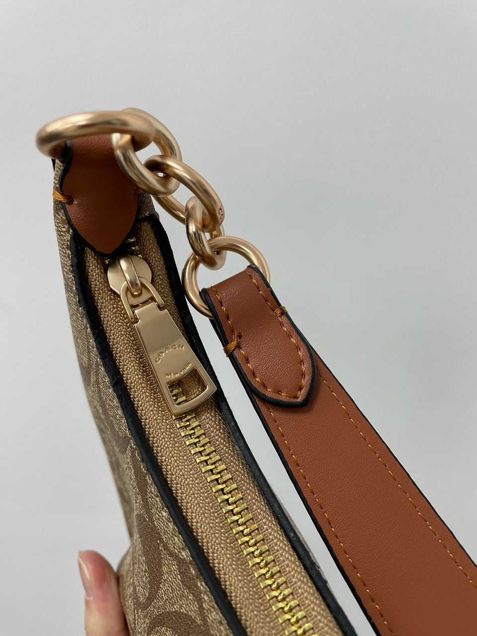 Coach Payton Hobo In Signature Canvas in Beige - 11