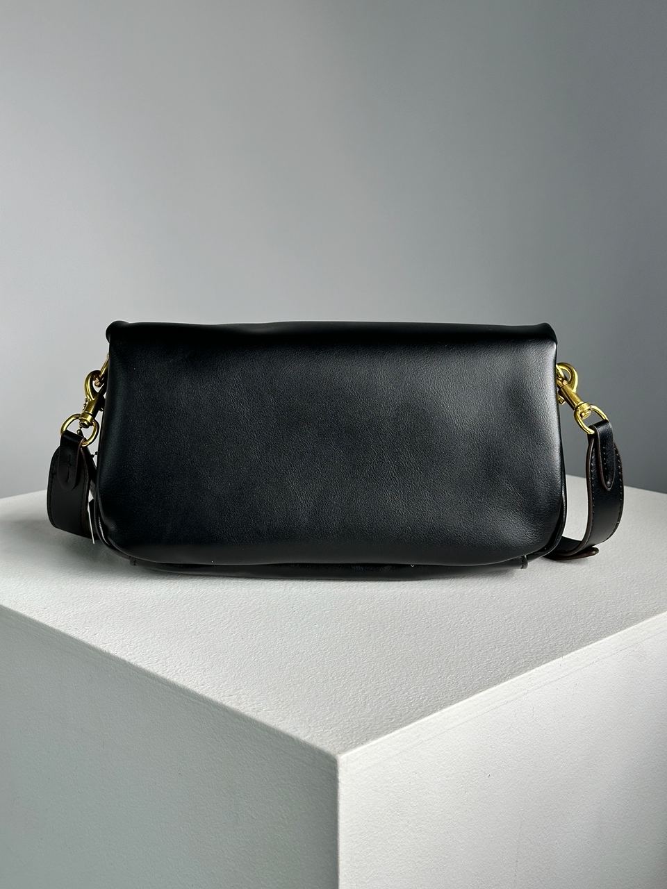 Coach Pillow Tabby 26 Leather Shoulder Bag Black - 10