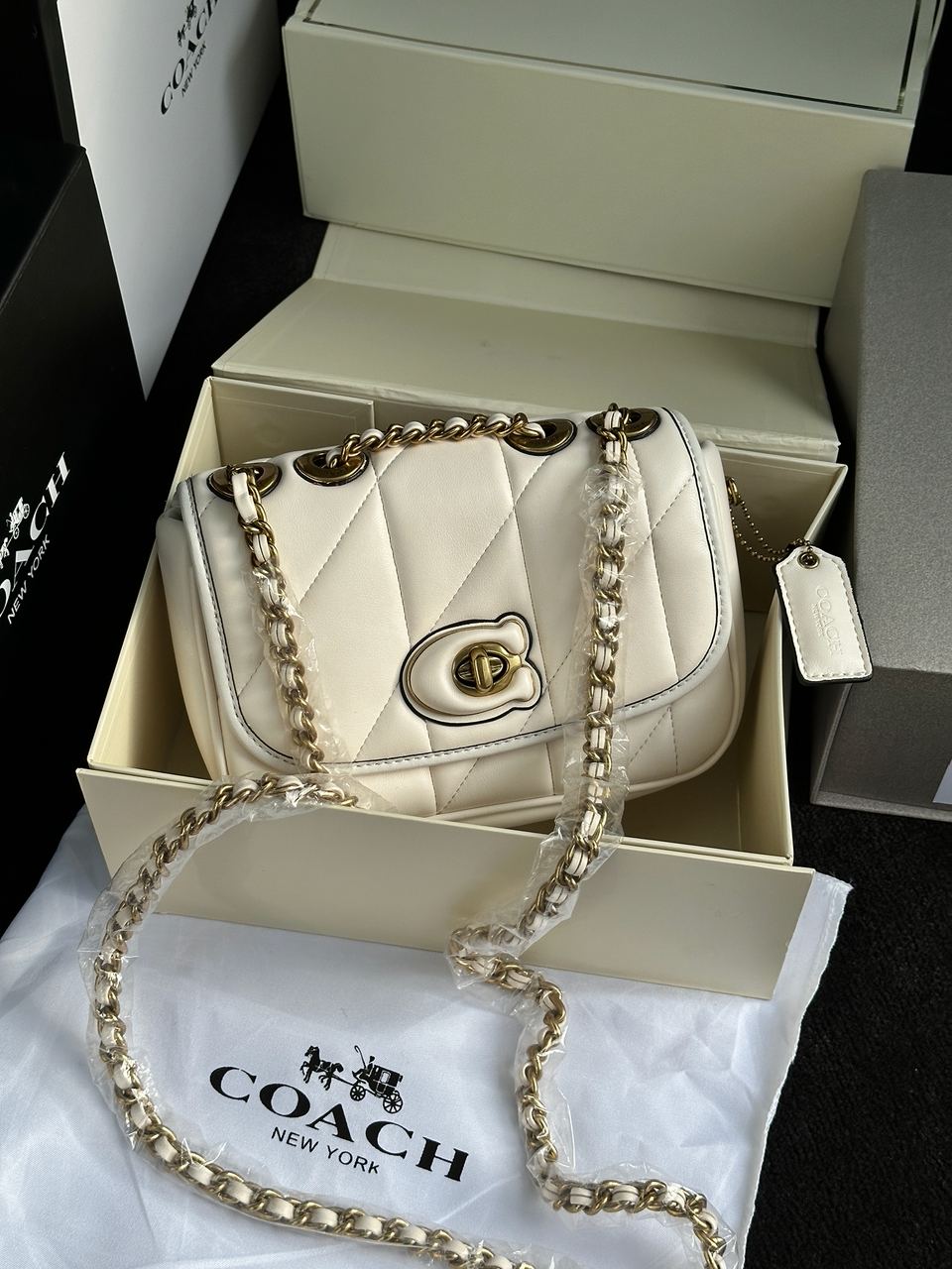 Coach Quilted Pillow Madison Shoulder Bag White - 2