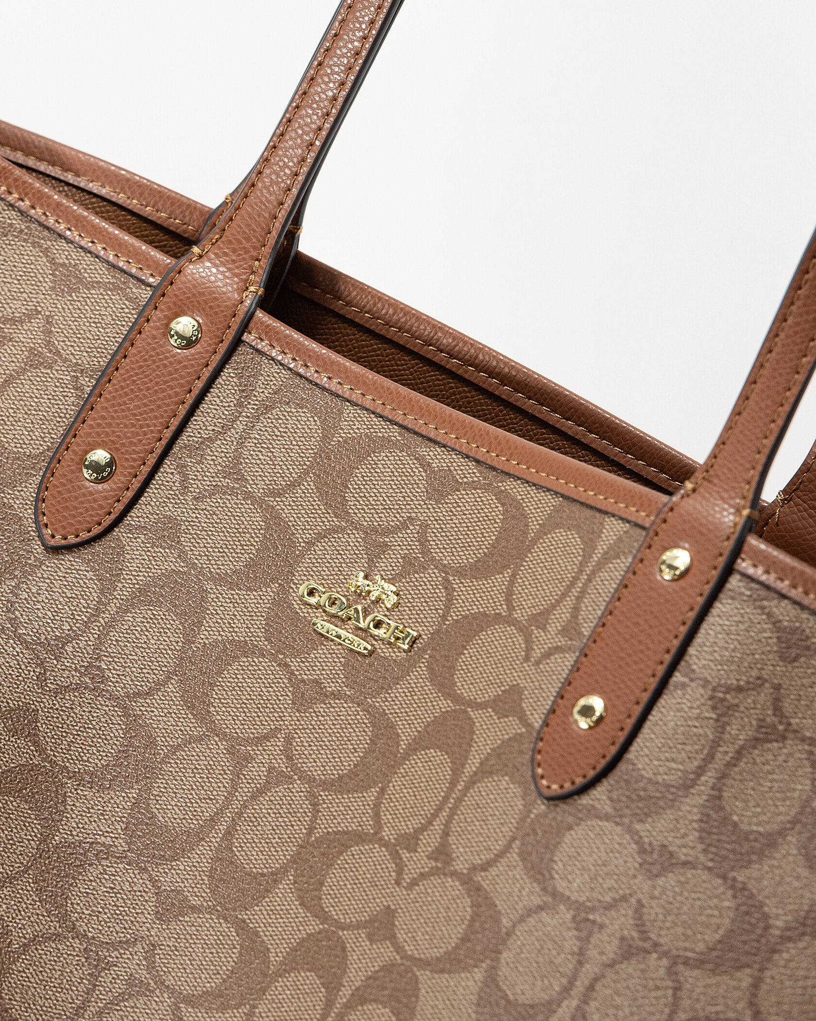 Coach Reversible Signature City Tote Khaki Saddle - 9