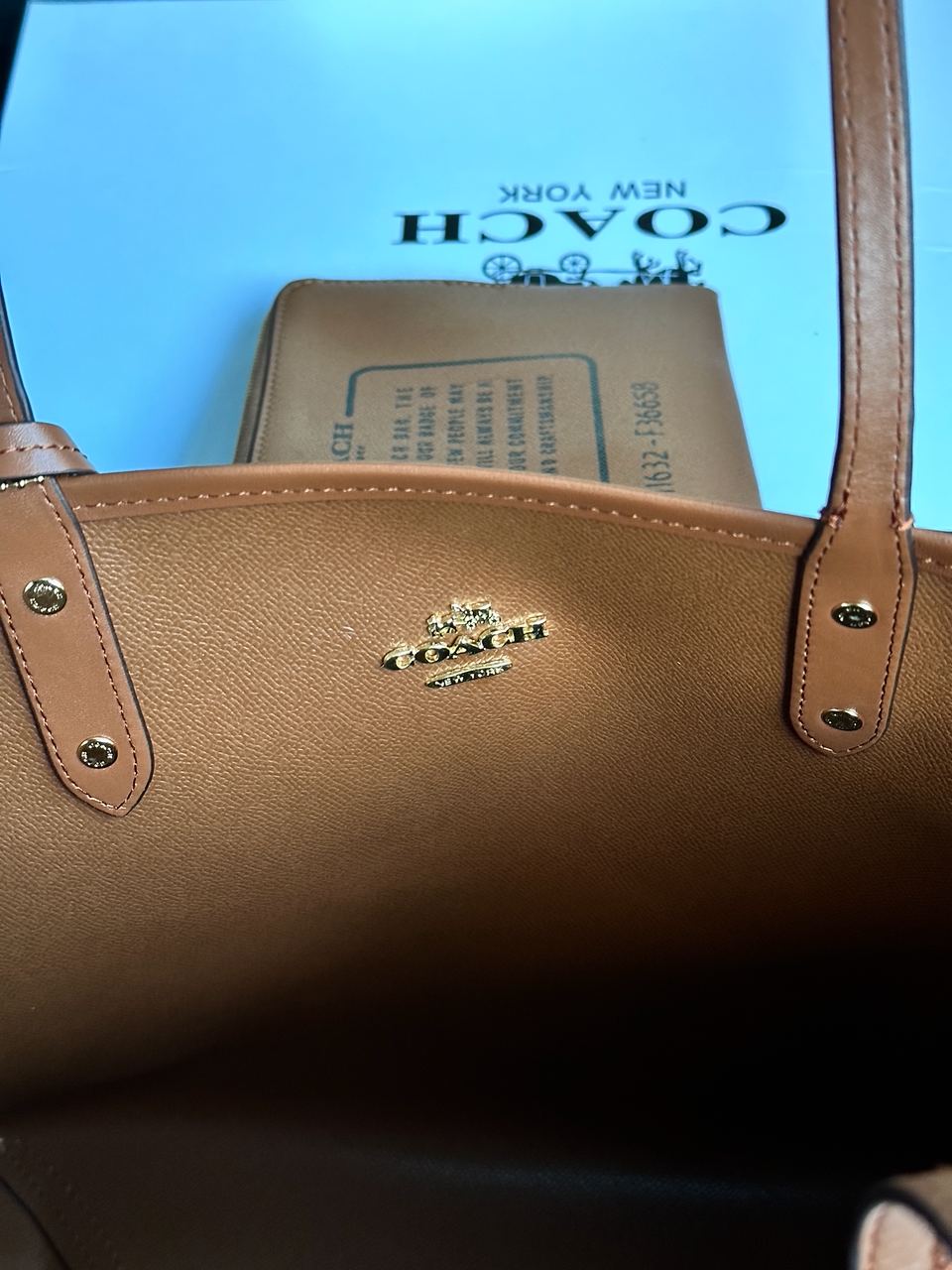 Coach Reversible Signature City Tote Khaki Saddle - 32