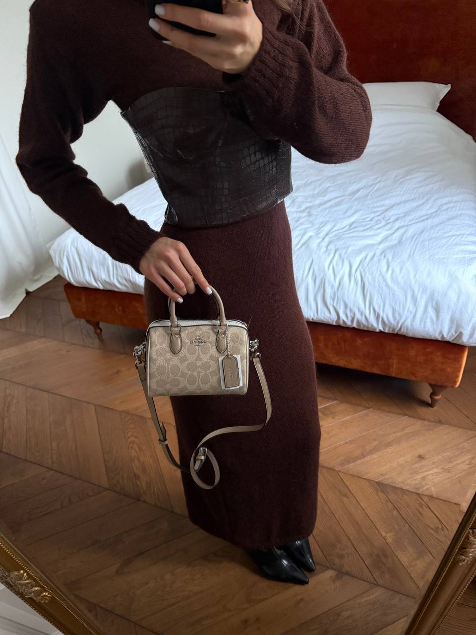 Coach Rowan Satchel Bag In Signature Canvas Beige - 3